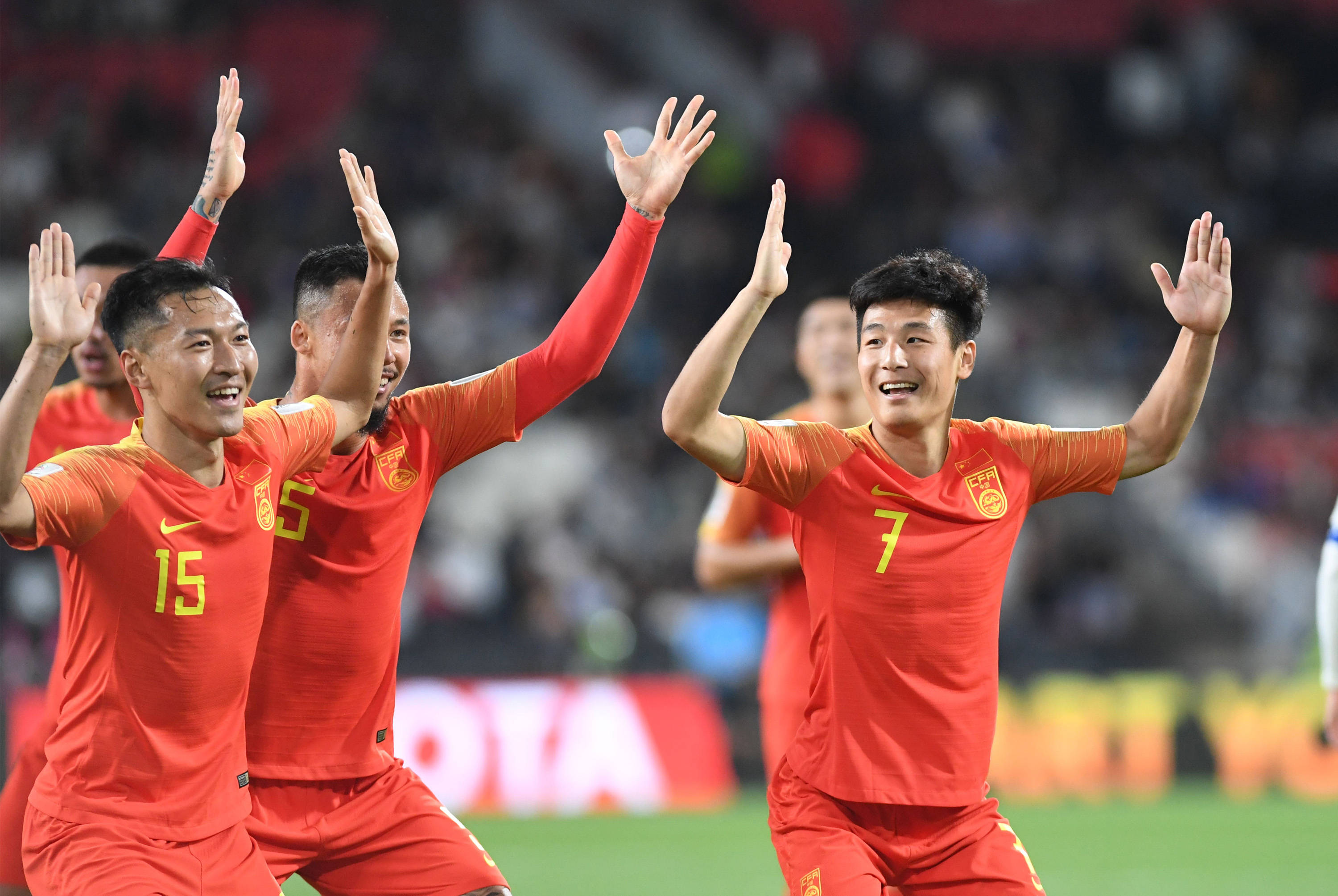 日本客场失利，亚洲杯预选赛形势严峻